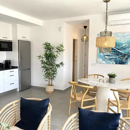 Fuer 6 Personen Ca 90 Qm In Nerja, Andalusien Costa Del Sol Apartment